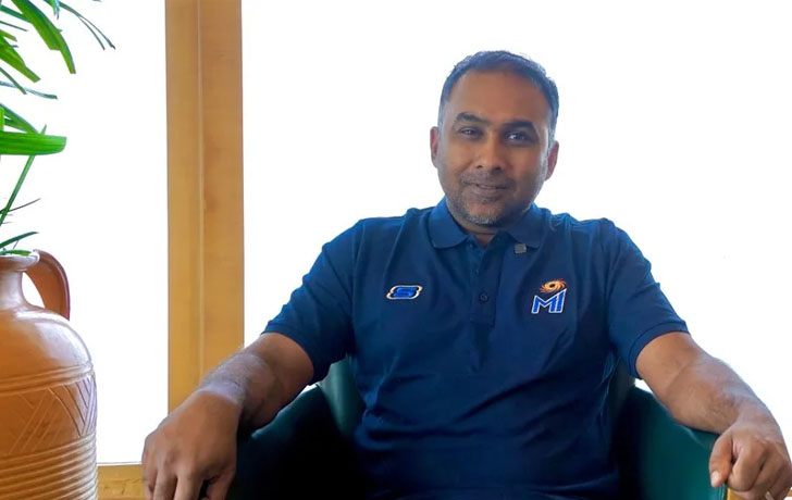 මුම්බායි ඉන්දියන්ස් ප්‍රධාන පුහුණුකරු ධූරය නැවතත්  මහේලට.